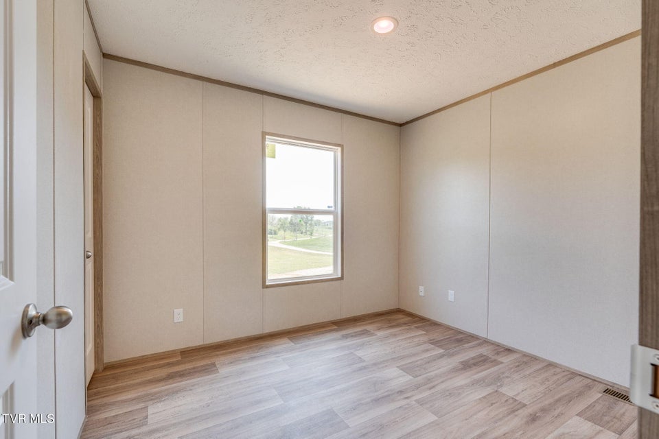 Photo #19: 30 Armstrong Road