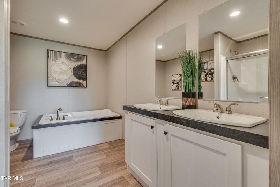 Photo #15: 30 Armstrong Road