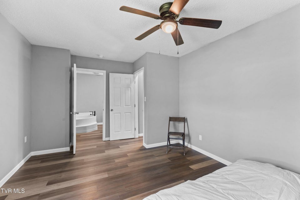 Photo #14: 665 Rocky Summit Road