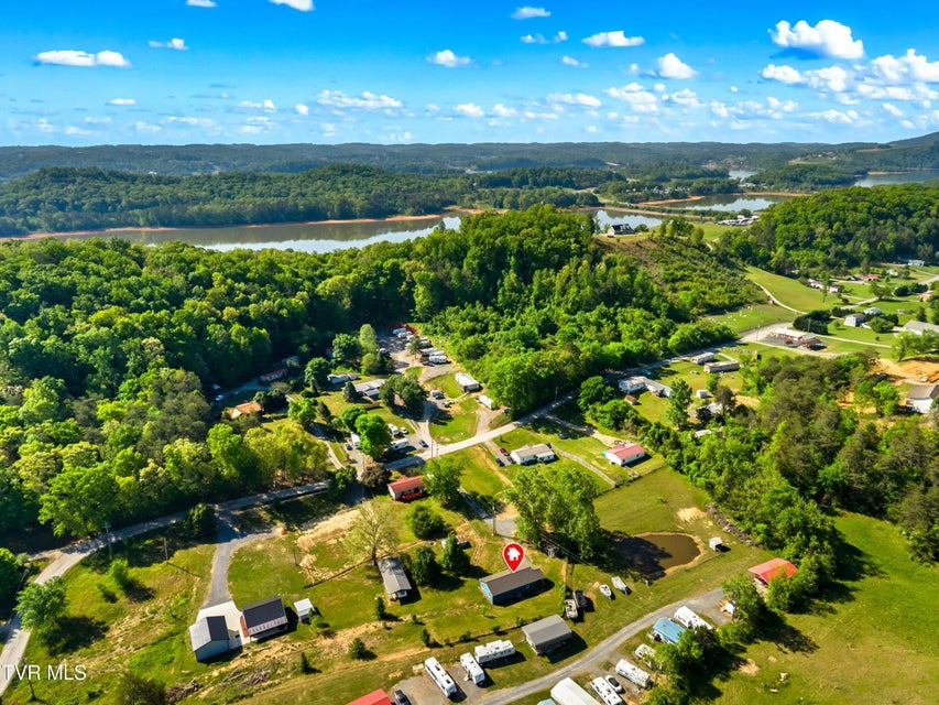 Photo #31: 665 Rocky Summit Road