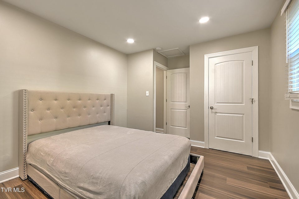 Photo #21: 2413 Catherine Street