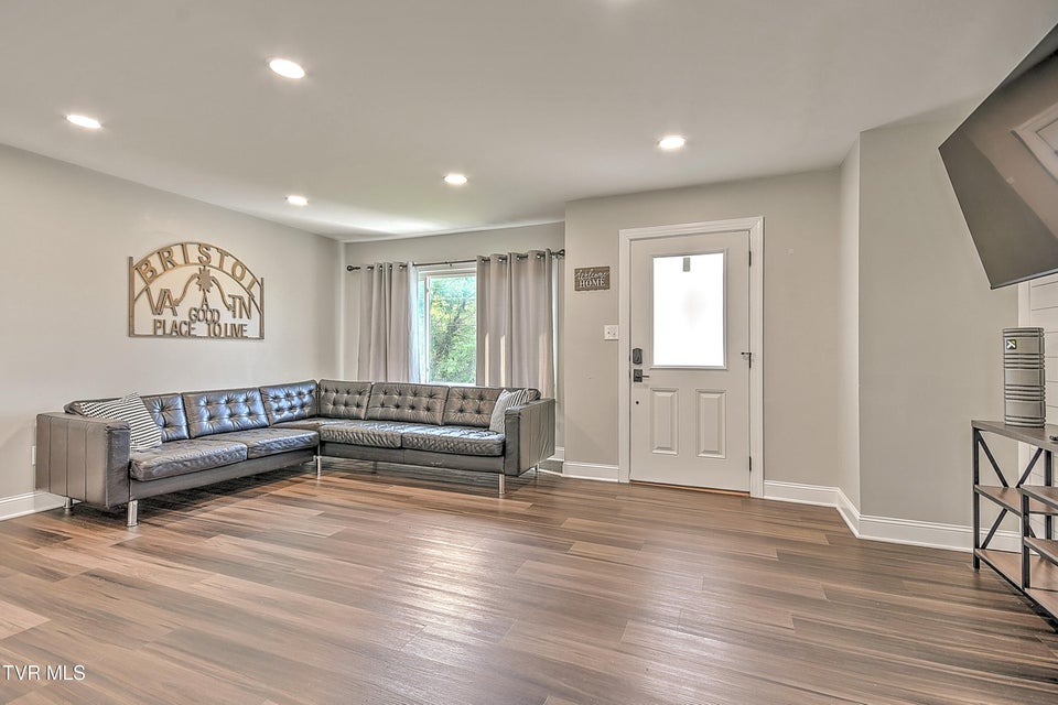 Photo #8: 2413 Catherine Street