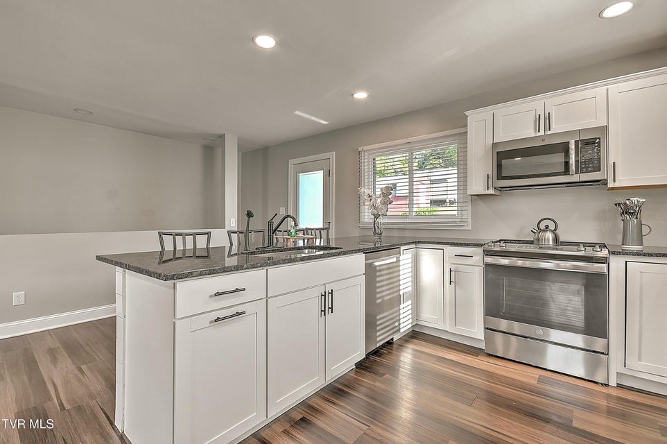 Photo #11: 2413 Catherine Street