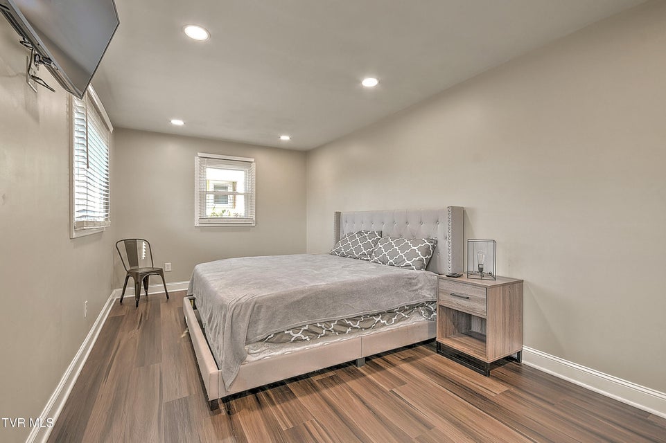 Photo #16: 2413 Catherine Street