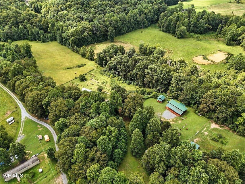 Photo #18: 106 Barker Road