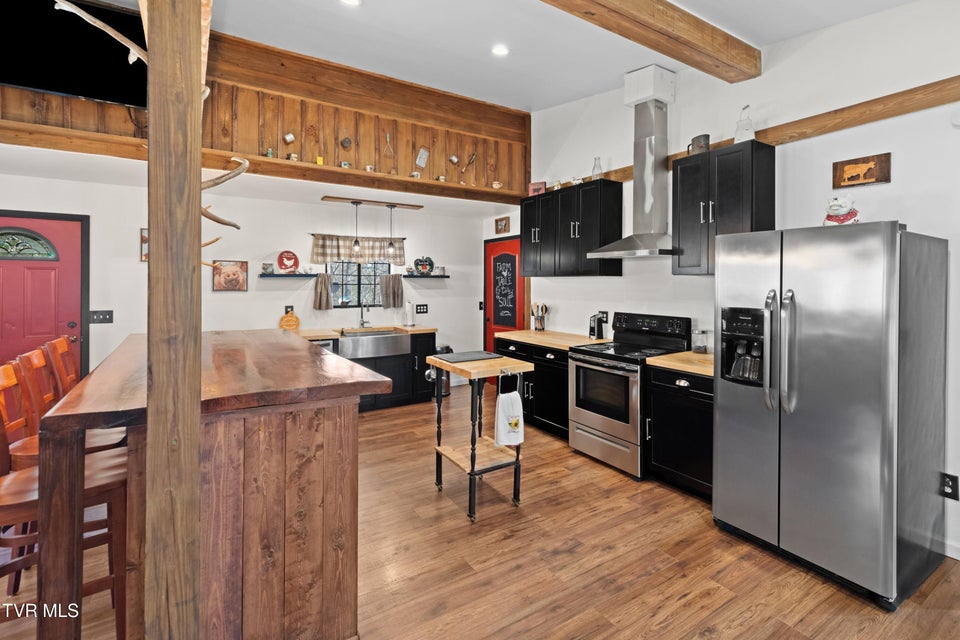 Photo #32: 106 Barker Road