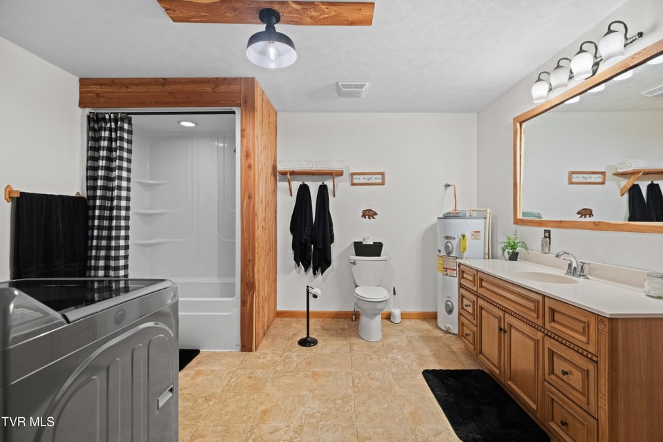 Photo #41: 106 Barker Road