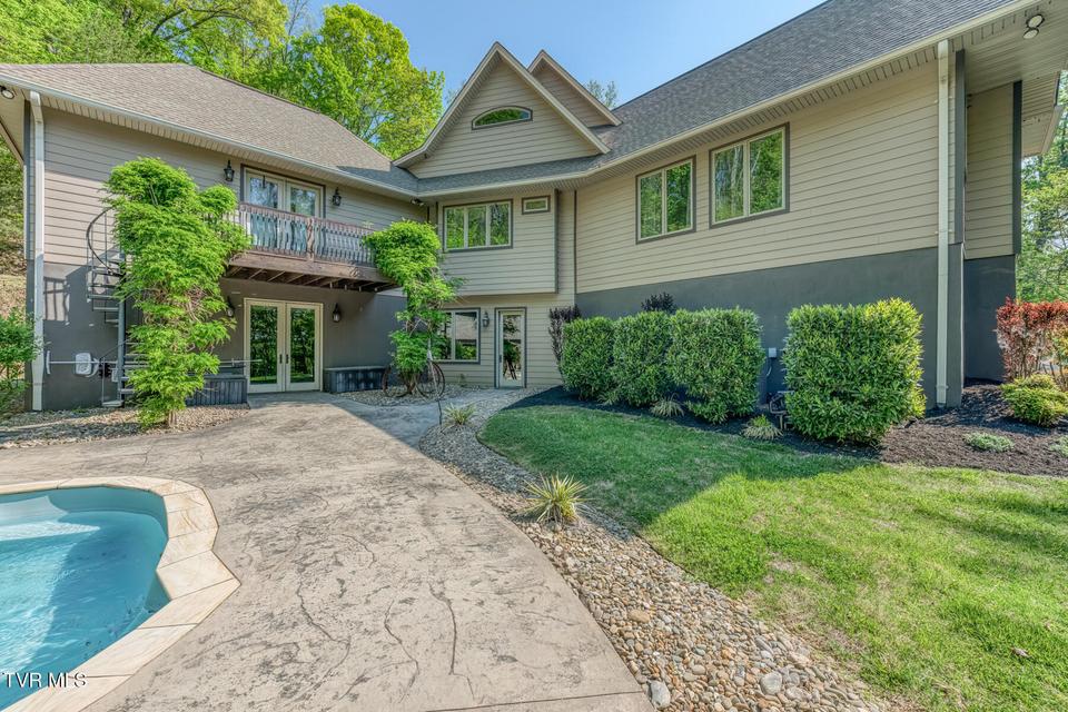 Photo #16: 520 Highway 93 