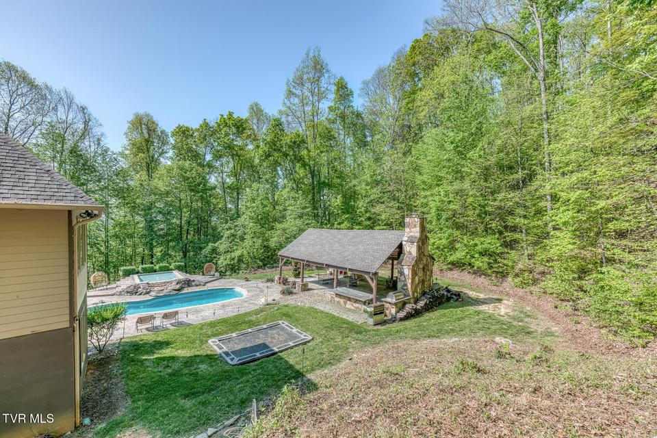 Photo #17: 520 Highway 93 