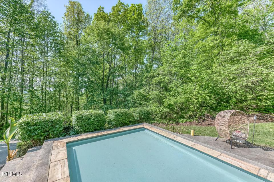 Photo #9: 520 Highway 93 