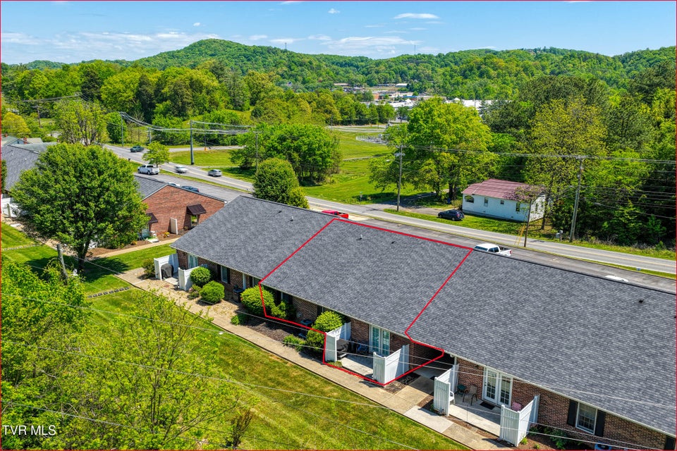 Photo #31: 1321 Main Street