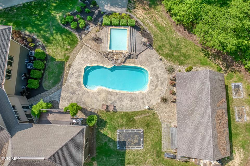 Photo #6: 520 Highway 93 