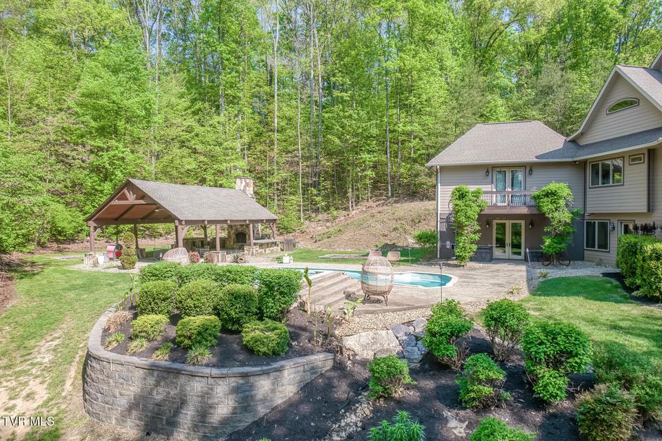 Photo #5: 520 Highway 93 