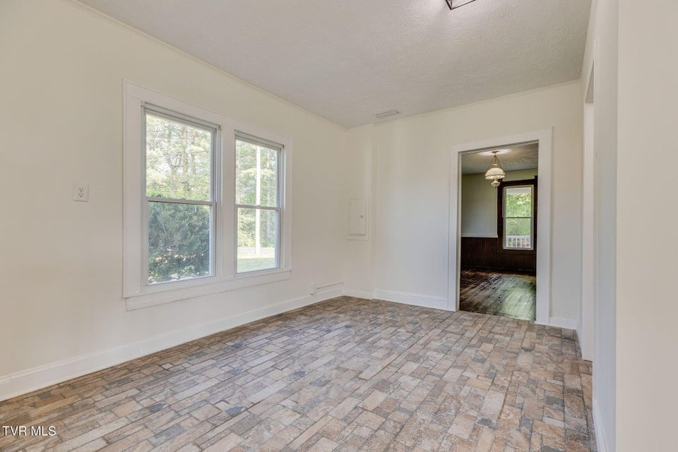 Photo #17: 1604 Broad Street