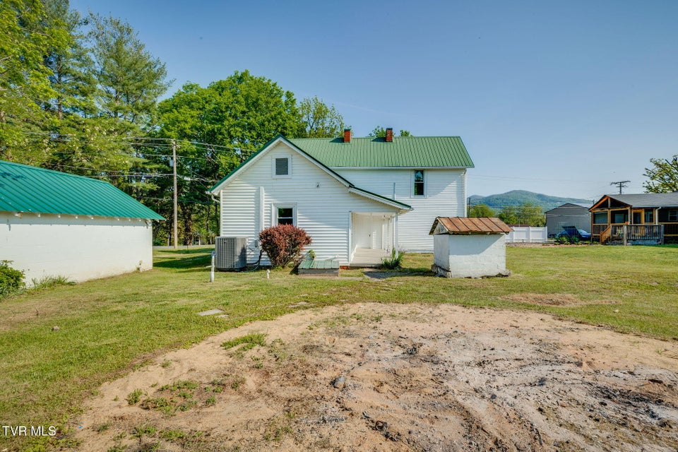 Photo #29: 1604 Broad Street