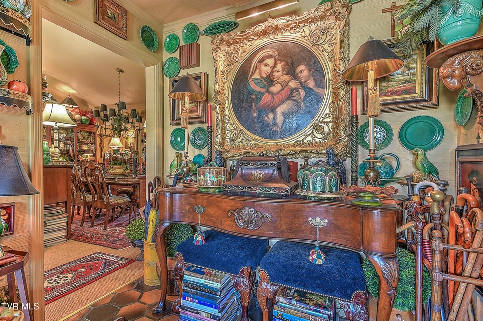 Photo #7: 58 Whitehall 