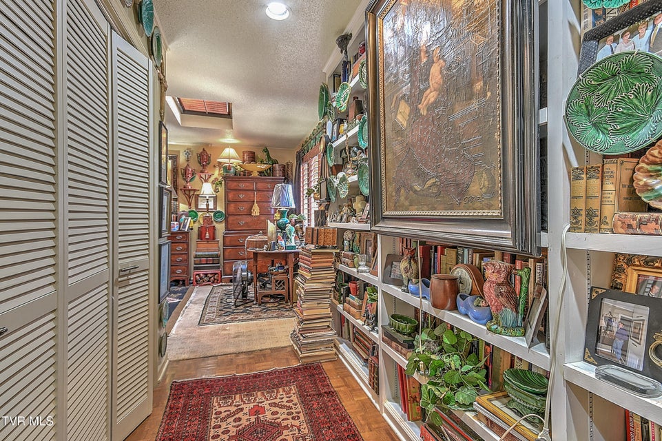 Photo #29: 58 Whitehall 