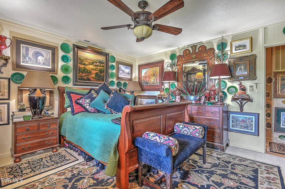 Photo #39: 58 Whitehall 