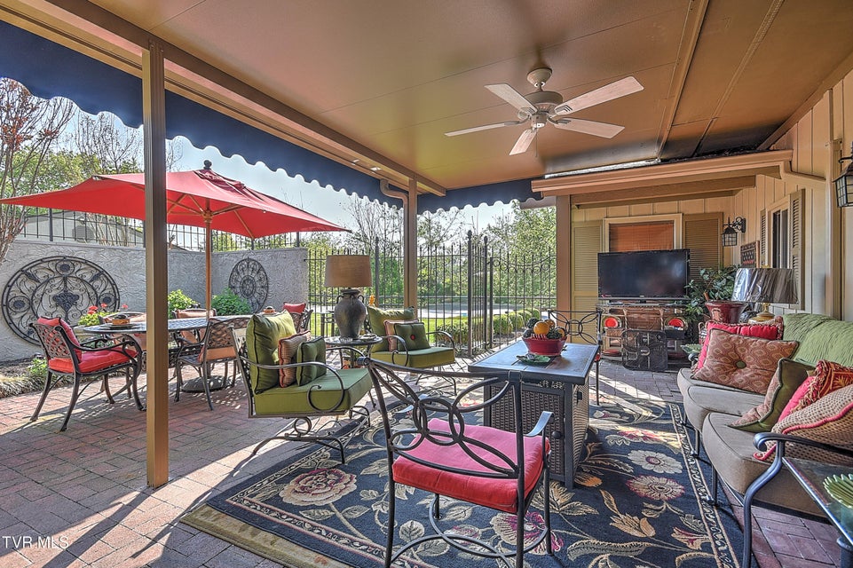 Photo #41: 58 Whitehall 