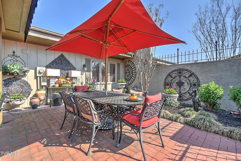 Photo #46: 58 Whitehall 