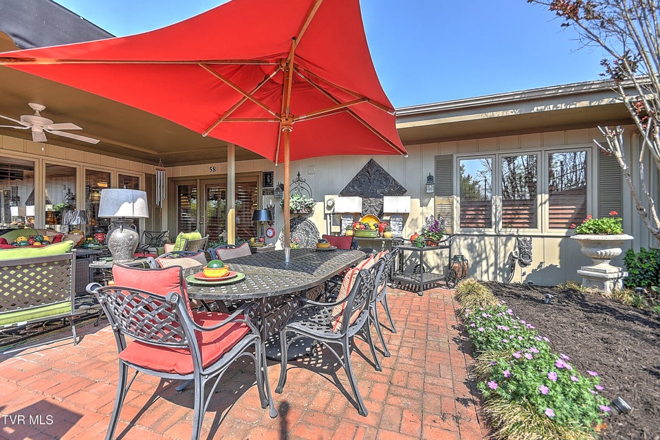 Photo #47: 58 Whitehall 