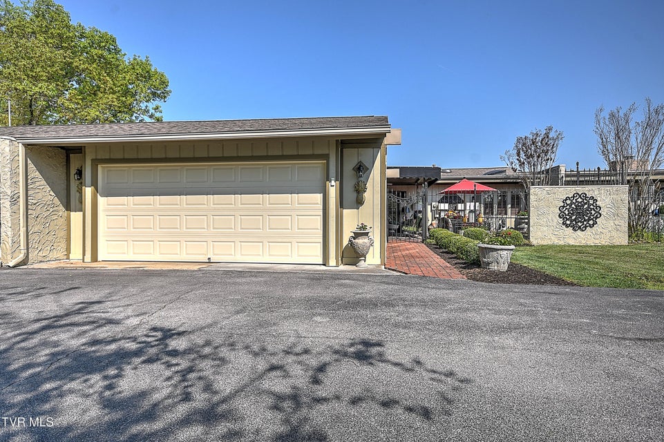 Photo #52: 58 Whitehall 