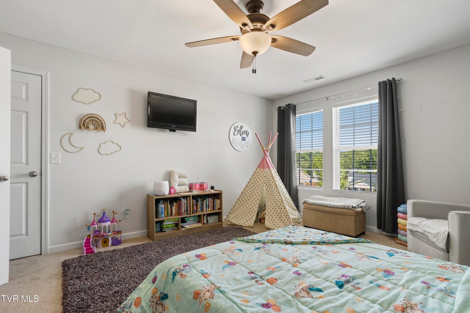 Photo #45: 2013 Cody Cove