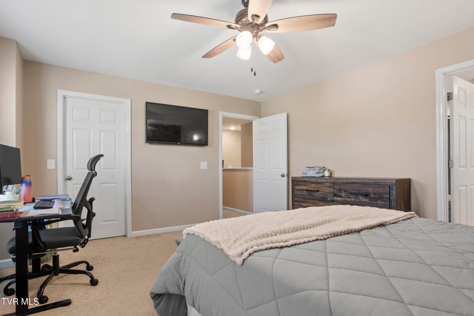 Photo #35: 2013 Cody Cove