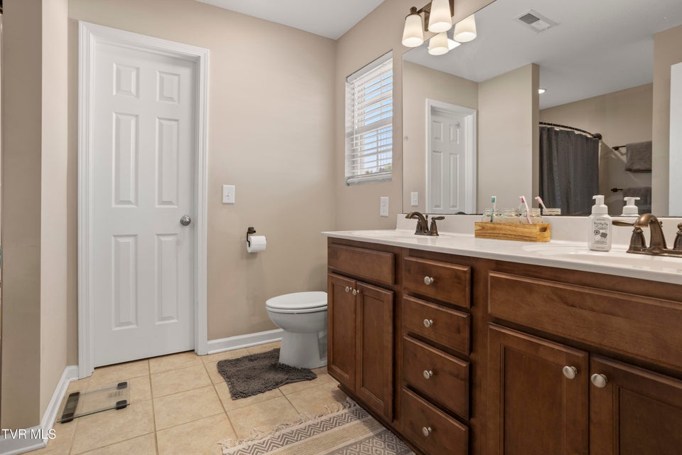 Photo #42: 2013 Cody Cove