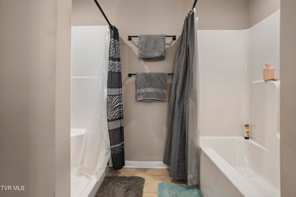 Photo #39: 2013 Cody Cove