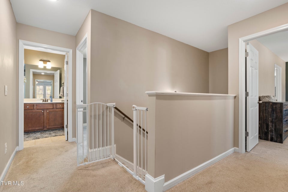 Photo #31: 2013 Cody Cove