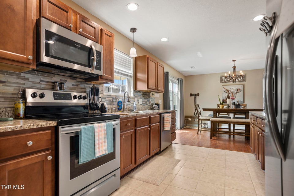 Photo #27: 2013 Cody Cove