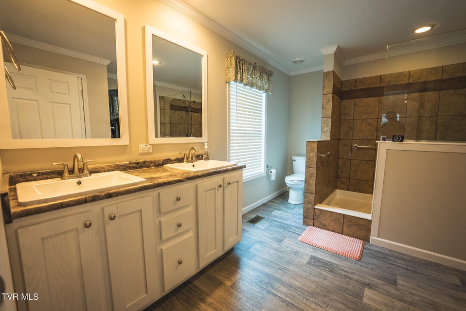 Photo #43: 152 Keisling Road