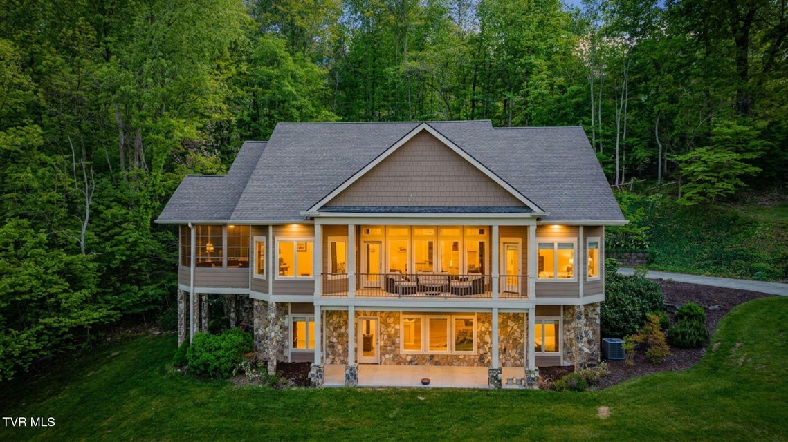 Photo #2: 134 Mcafee Bluff