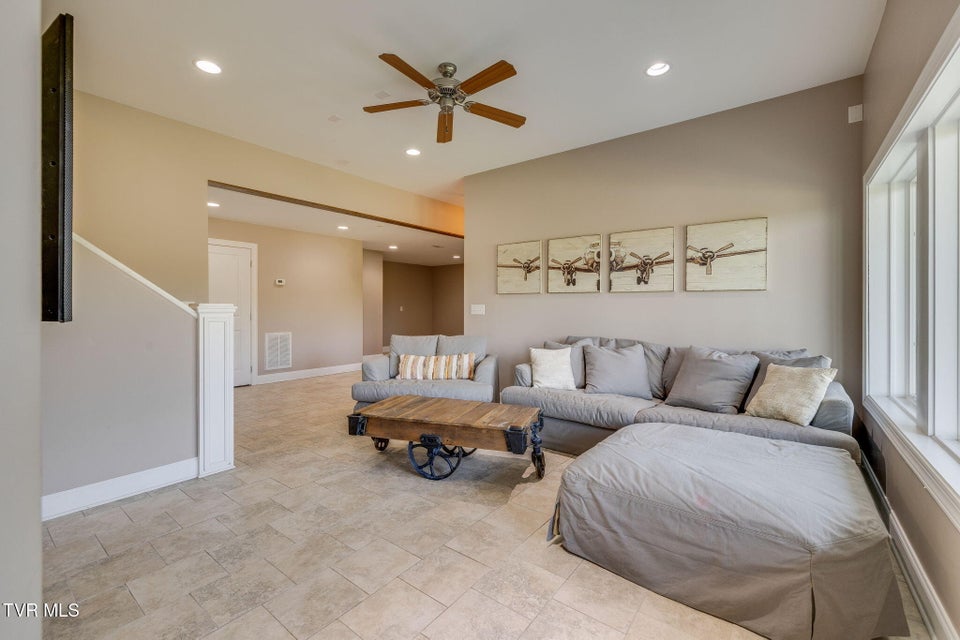 Photo #31: 134 Mcafee Bluff