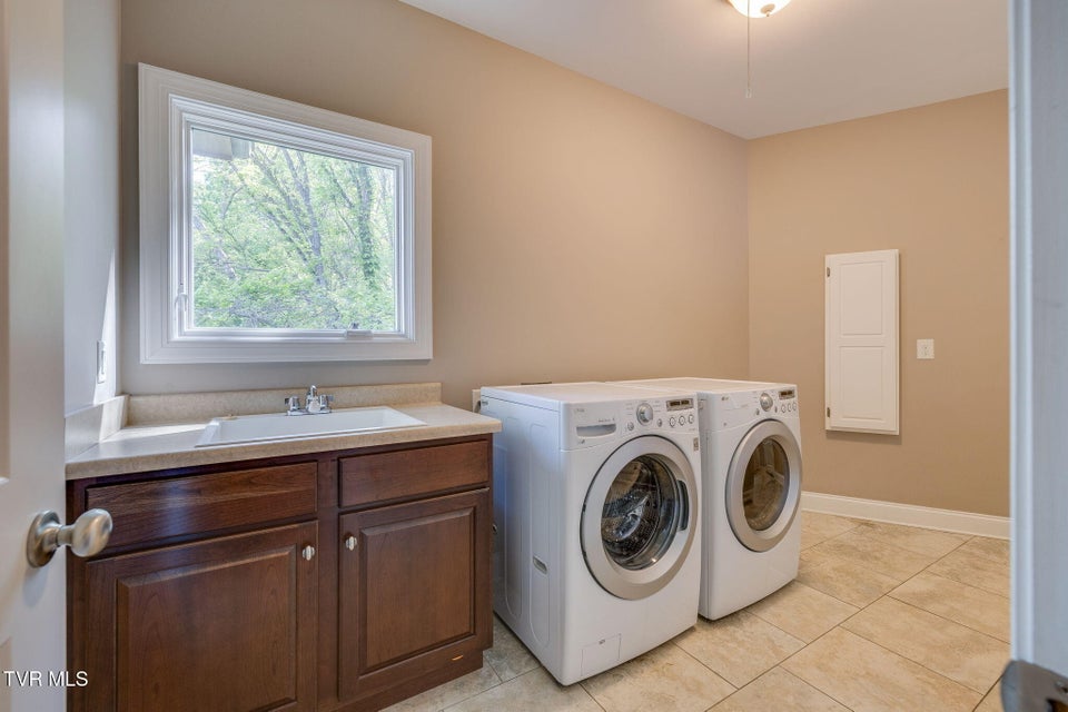 Photo #46: 134 Mcafee Bluff