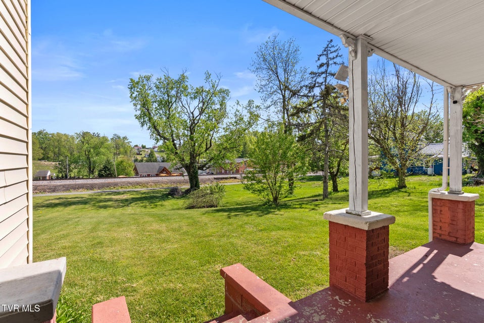 Photo #27: 210 Evergreen Street