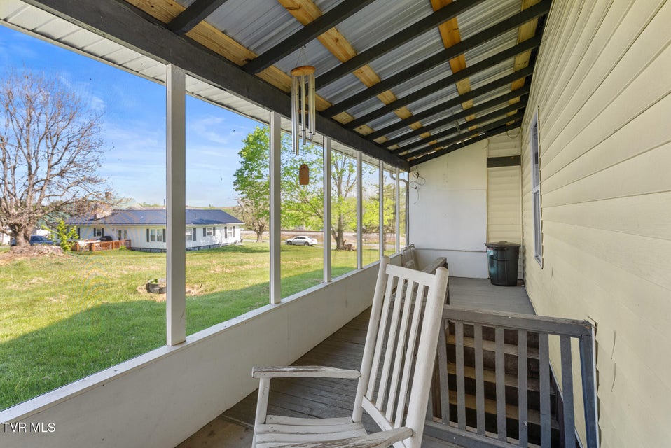 Photo #33: 210 Evergreen Street