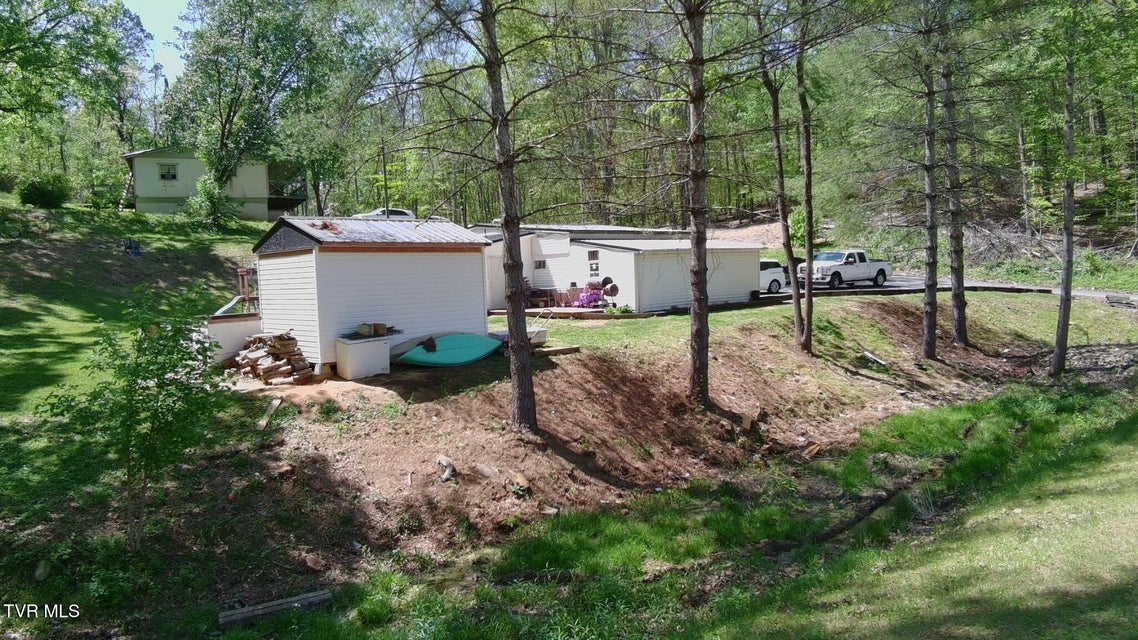 Photo #11: 329 Hillcrest Street