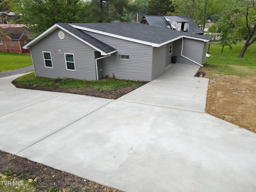 Photo #55: 265 Market Street