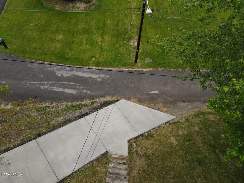 Photo #7: 265 Market Street