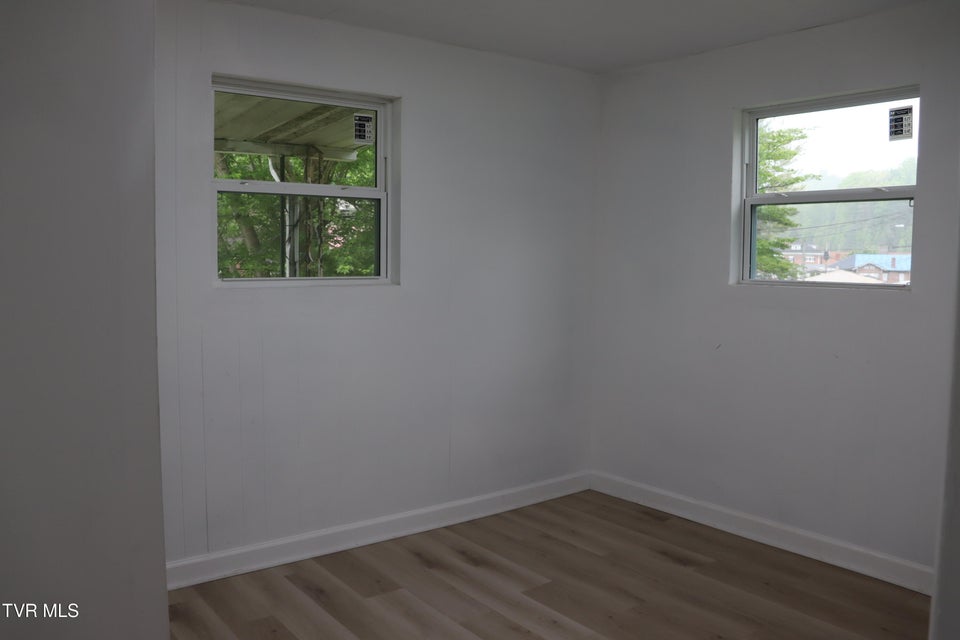 Photo #30: 265 Market Street