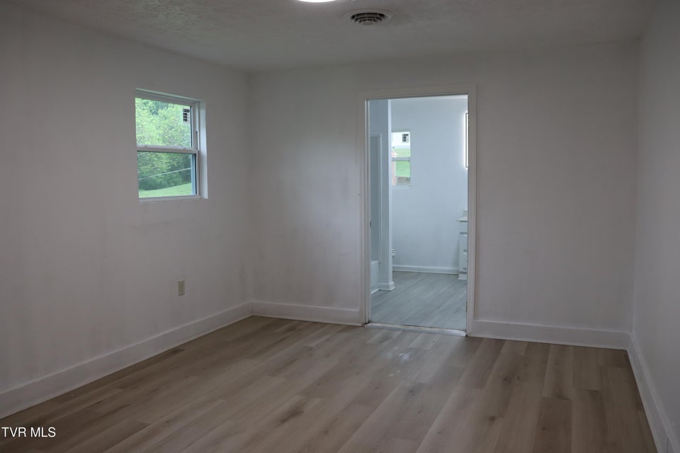 Photo #38: 265 Market Street