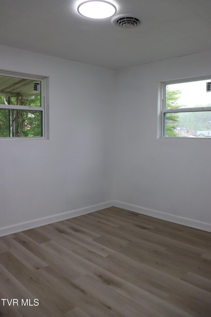 Photo #32: 265 Market Street