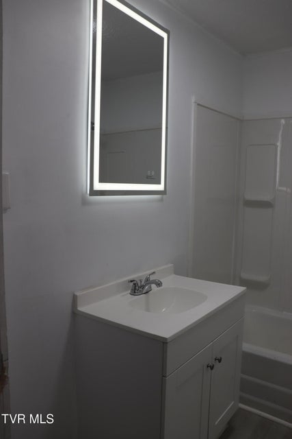 Photo #36: 265 Market Street