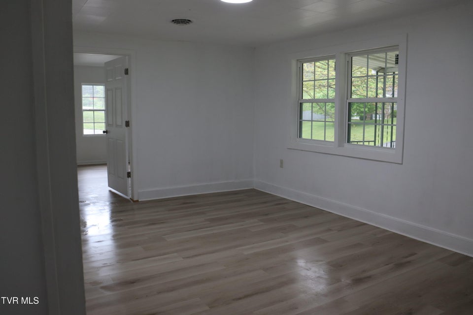 Photo #21: 265 Market Street