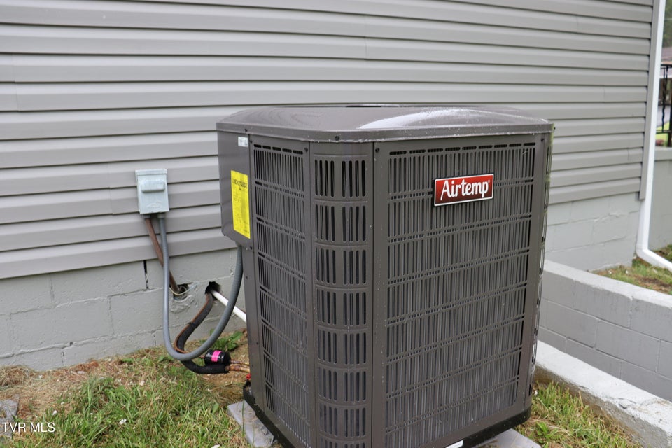 Photo #63: 265 Market Street