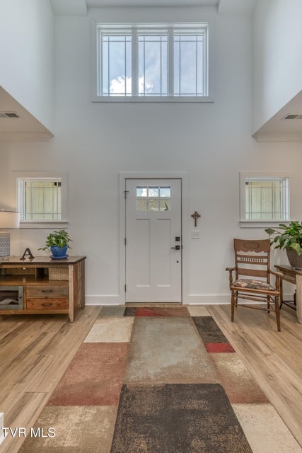 Photo #7: 818 Guaranda Drive