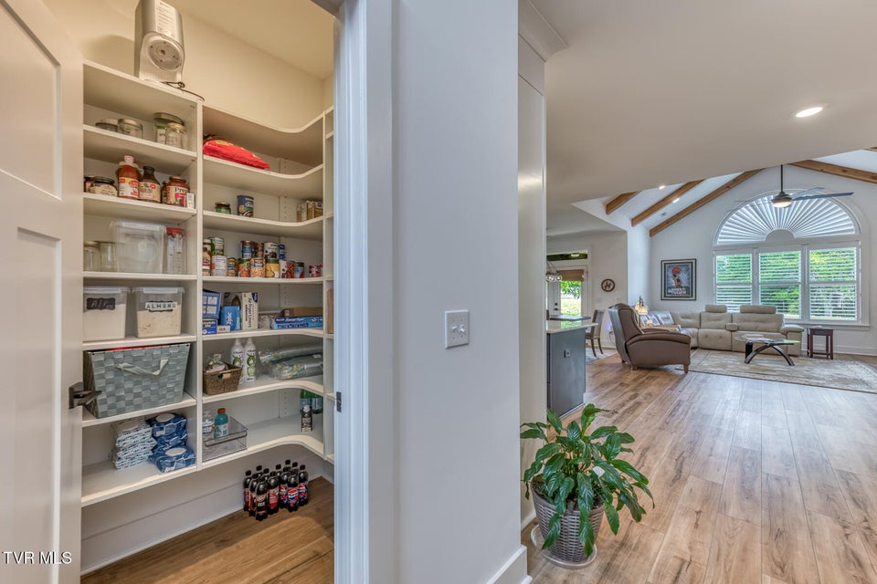 Photo #18: 818 Guaranda Drive