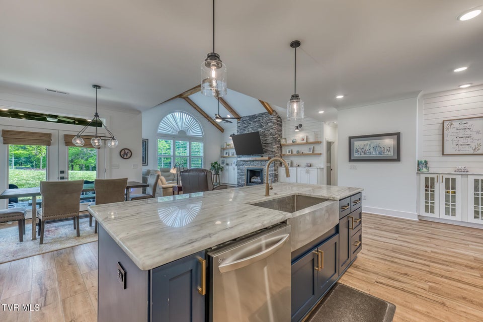 Photo #13: 818 Guaranda Drive